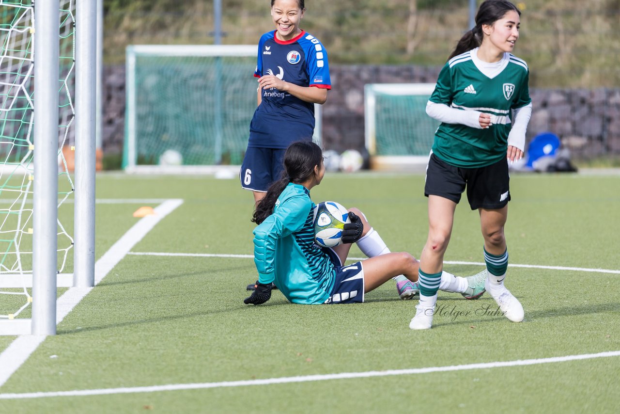 Bild 253 - wU19 Rissener SV - VfL Pinneberg : Ergebnis: 9:1